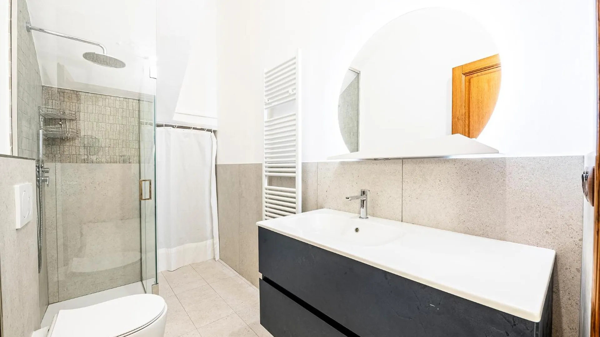Guest house Camera 'Dolphin' - Eleganza E Tranquillita Hotel Florence Italy